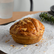 Load image into Gallery viewer, Beef Cheek and Cheese